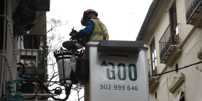 trabajos en altura con vehículo cesta- alumbrado público